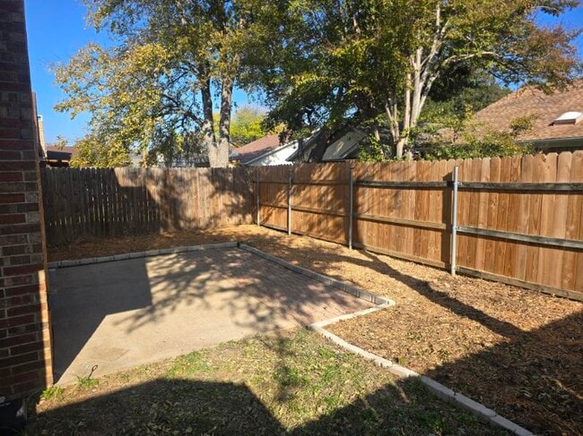 Building Photo - 1714 Mimosa Ln