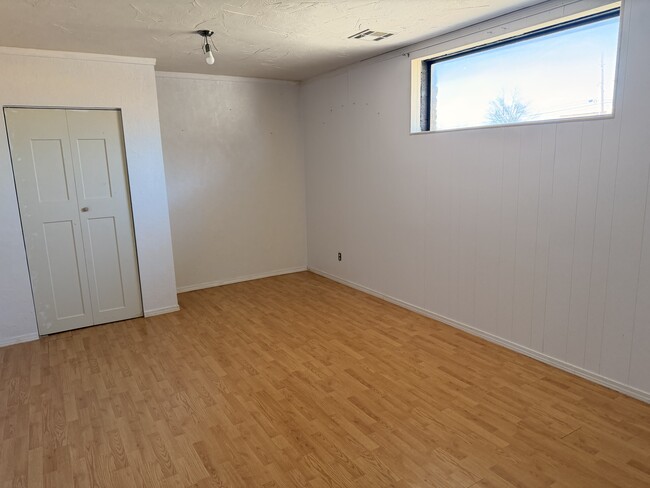 Building Photo - 113 Stull Ct