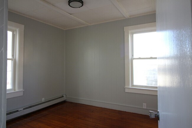 Building Photo - 71 Flint St
