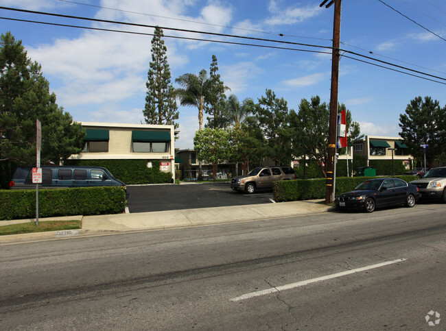 Woodruff Village Apartments photo'