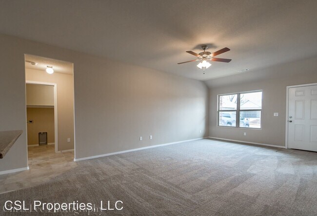 Foto del edificio - 4 br, 2 bath House - 2481 Double Bogey Lane