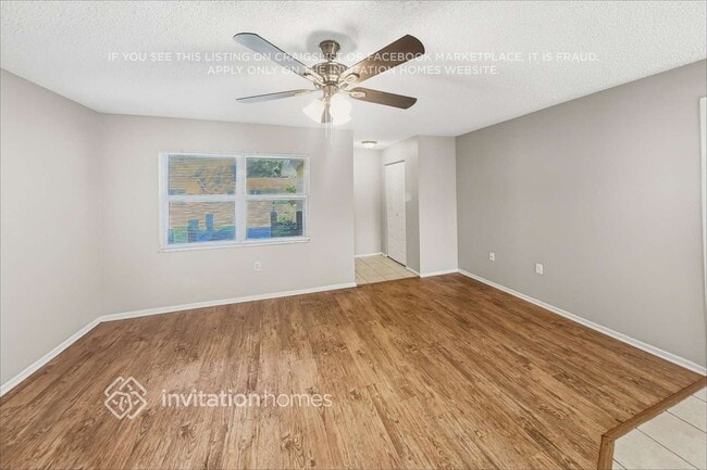 Building Photo - 7257 56th Ave N