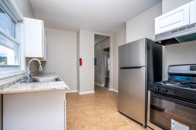 Foto del edificio - 322-324 S Clinton St