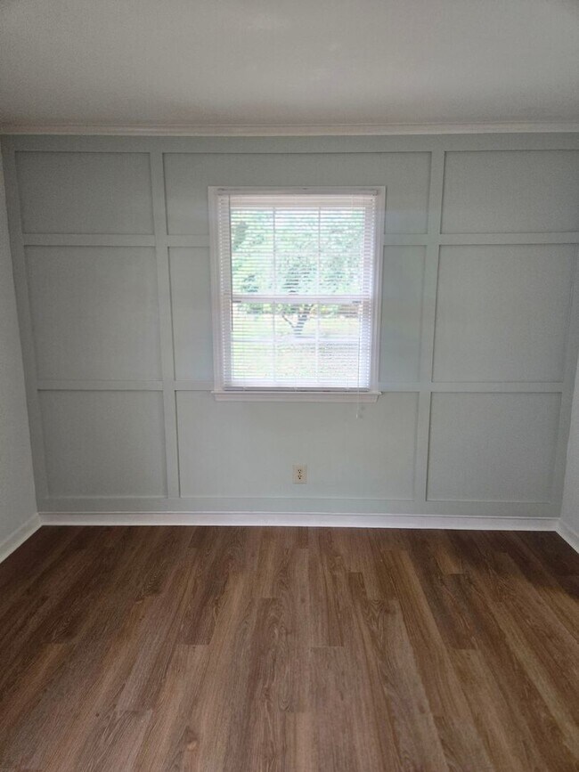 Foto del edificio - Lindley Park Rental!