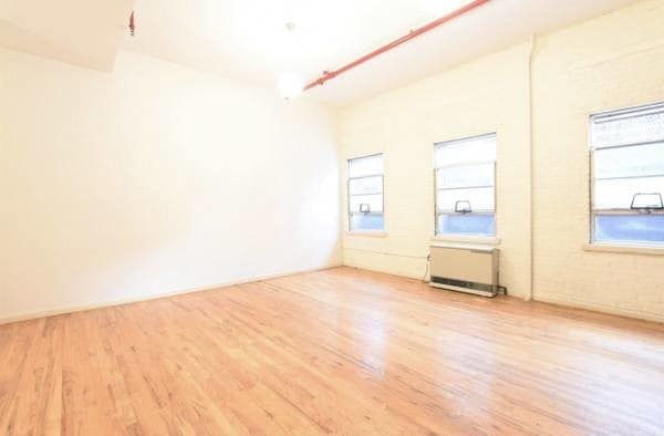 Building Photo - 112 Lincoln Ave