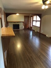 Building Photo - 6420 E Murdock St