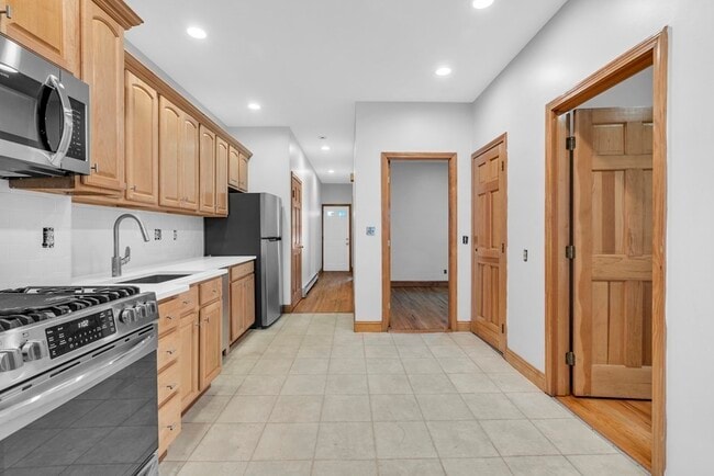 Building Photo - 24 O St