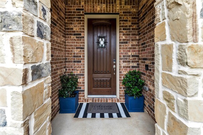 Puerta principal - 1027 Ginger Glade Ln