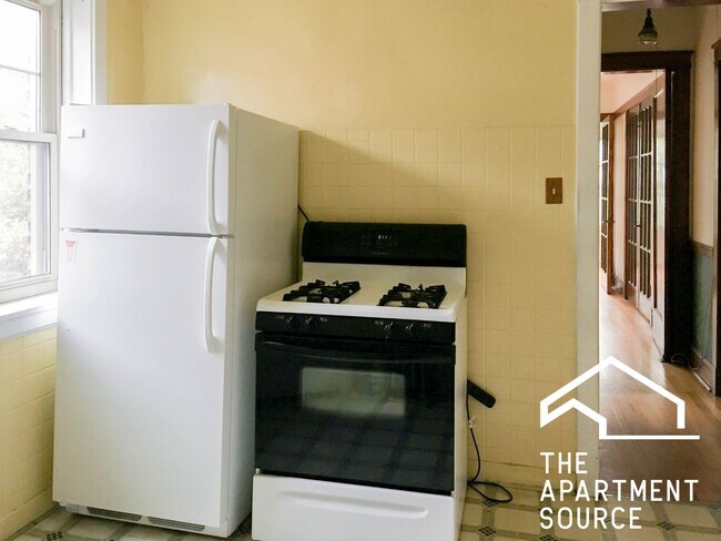 Foto del edificio - 3817 N Lawndale Ave