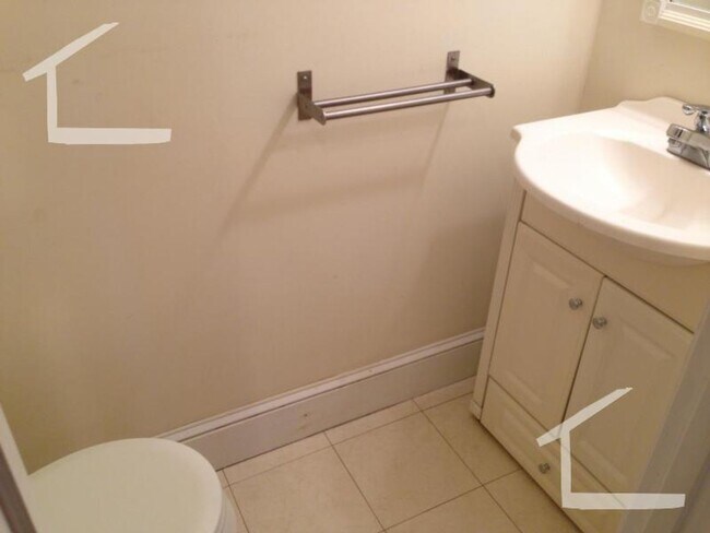 Foto del edificio - Nice 3 bed in Brookline