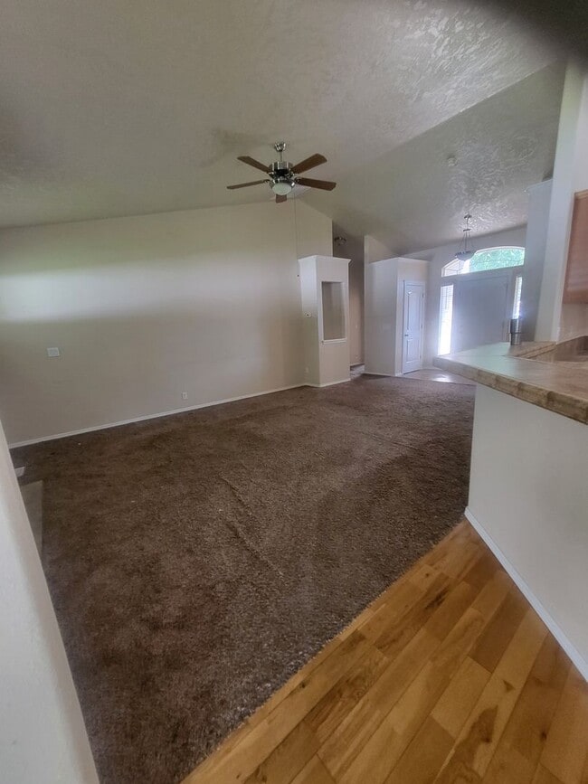 Building Photo - Beautiful Eagle Home