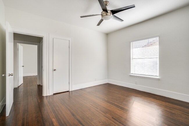 Foto del edificio - 648 N Tyler St