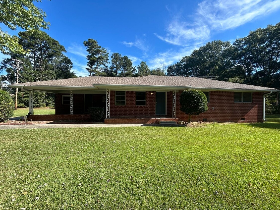 Primary Photo - 169 New Hope Rd