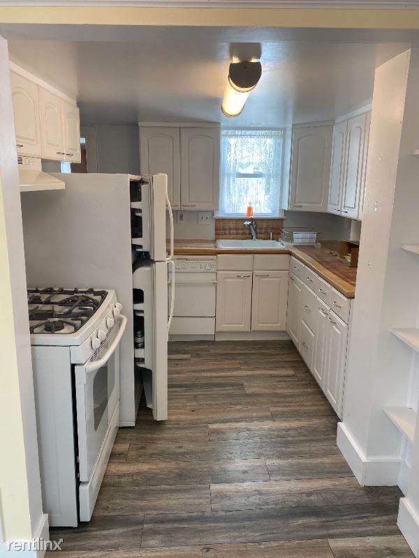 Primary Photo - 2 br, 1 bath House - 125 Sergeant St