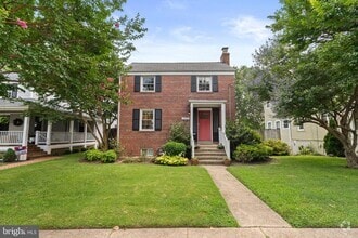 Building Photo - 4640 2nd St S