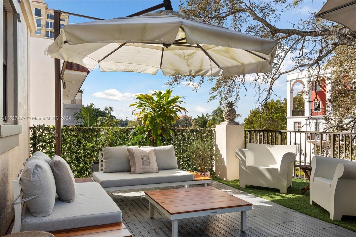 1650 Galiano St Unit 303, Coral Gables, FL 33134 Room for Rent in