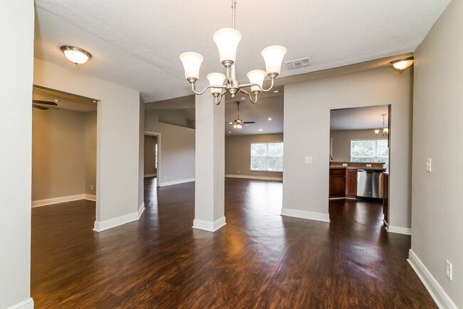 Foto del edificio - 1900 Southern Oak Loop