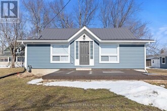 Building Photo - 11582 Beach Road East