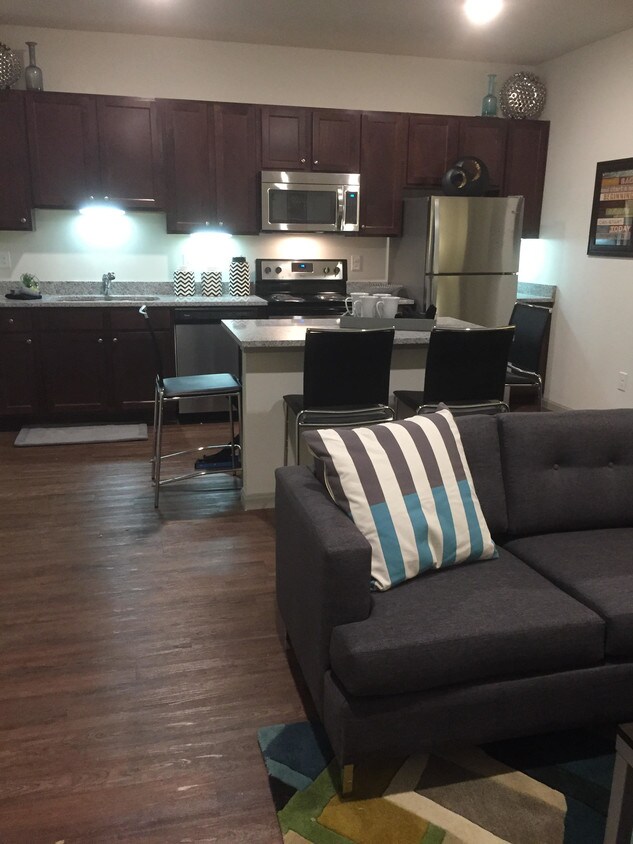 East Main Quarters Apartments Murfreesboro, TN