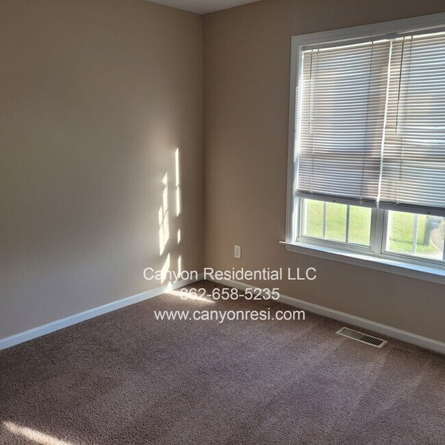 Foto del edificio - 4396 Moat Dr