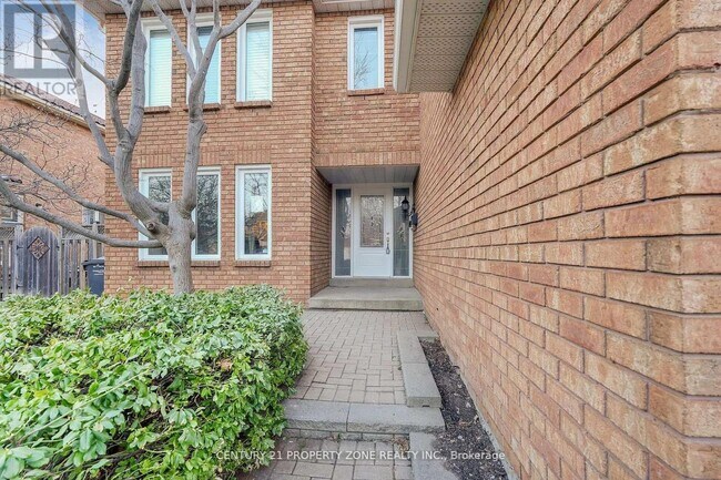 Building Photo - 4 Garbutt Crescent
