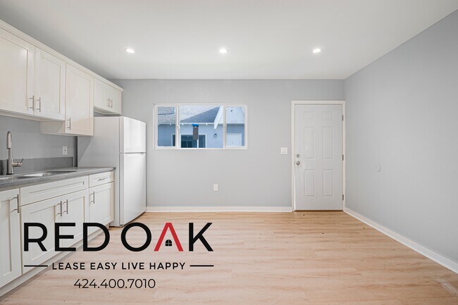 Foto del edificio - 923 W 75th St
