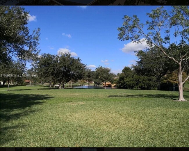 Foto del edificio - 9461 NW 16th St