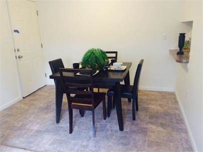 Foto del edificio - 9103 California Ave