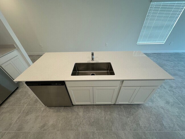 Foto del edificio - 3 Bedroom, 2 Bath Single Family Home with ...