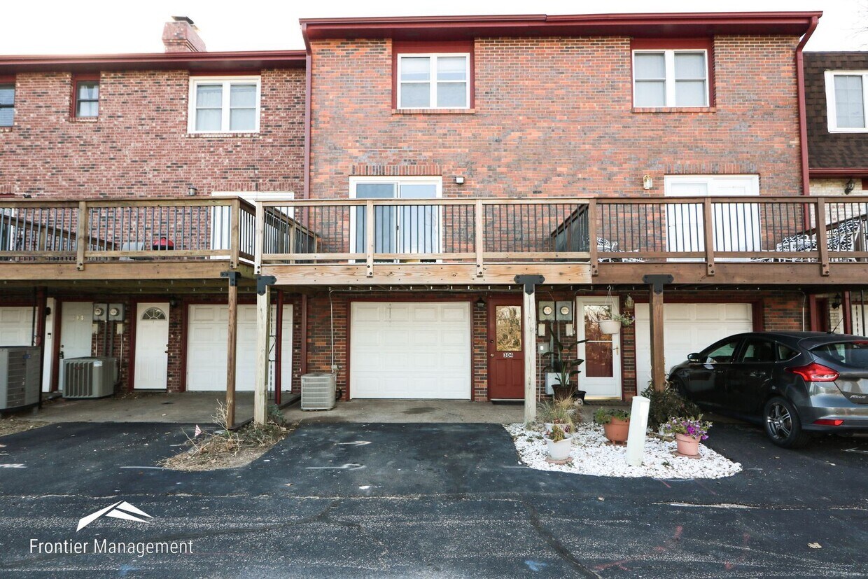 304 Twykingham Pl, Manhattan, KS 66503