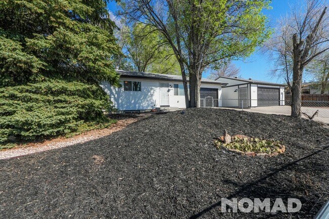 Building Photo - Spacious 4BR House in Colorado Springs