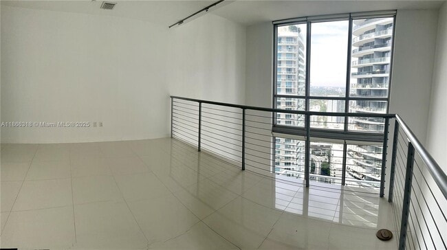 Building Photo - 1050 Brickell Ave