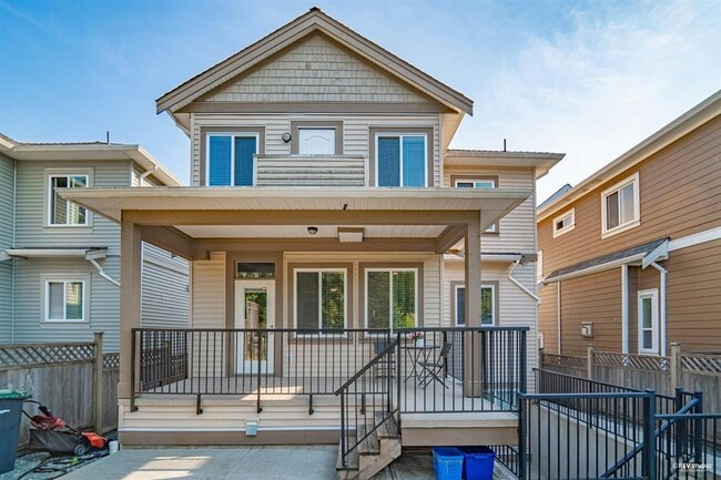 Building Photo - 3340 Leston Ave