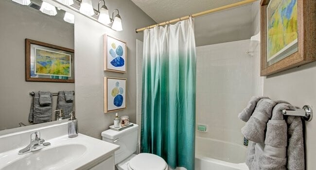 Bathroom - 99 Railroad St