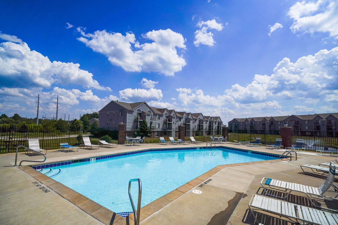 Dupont Lakes Apartments Apartments at 3302 Vantage Point Dr Fort