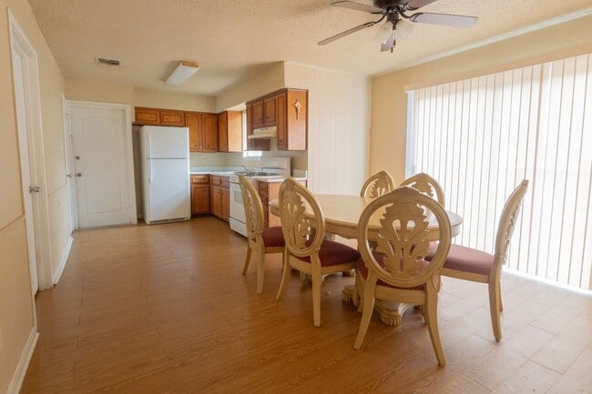 Building Photo - 11702 Welcome Dr