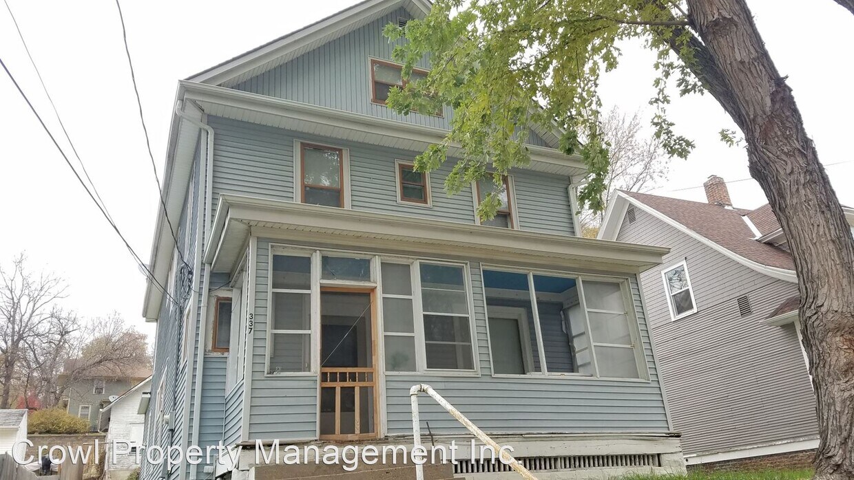 337 Lincoln Ave, Council Bluffs, IA 51503 House Rental in Council