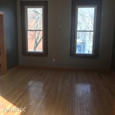 Building Photo - 1664 N Francisco Ave