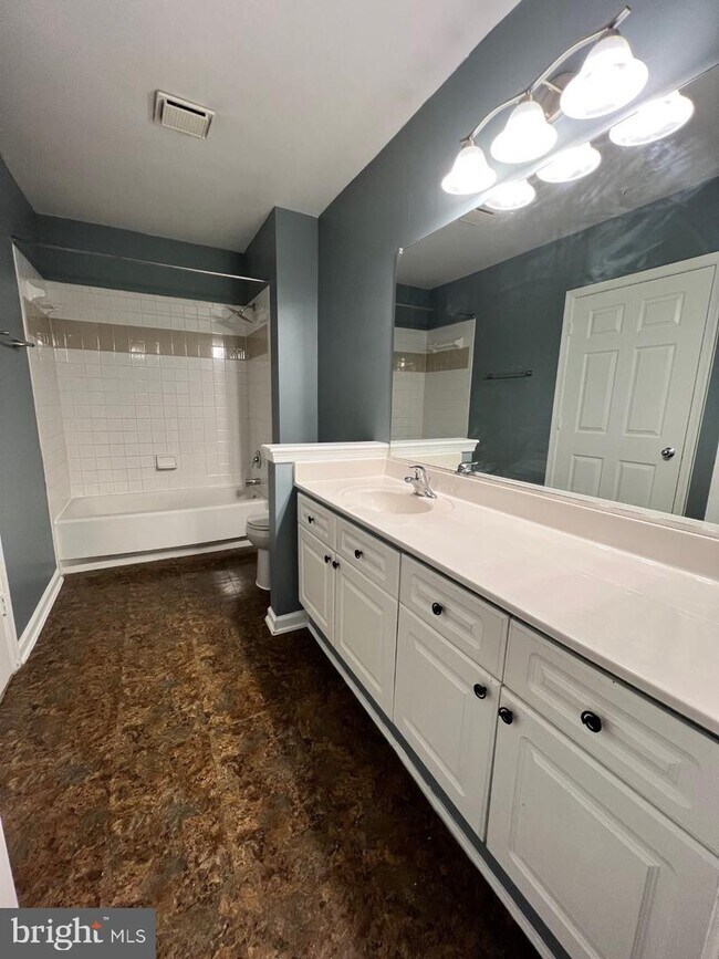 Foto del edificio - 20301 BEECHWOOD Ter