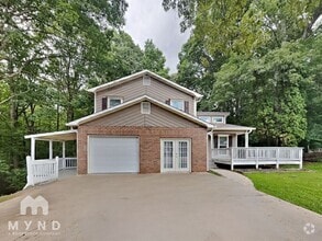 Building Photo - 3004 Cardinal Dr