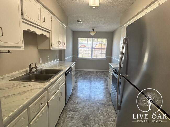 Foto del edificio - 135 Kenny Dr