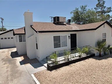 Building Photo - 312 E Fredricks St