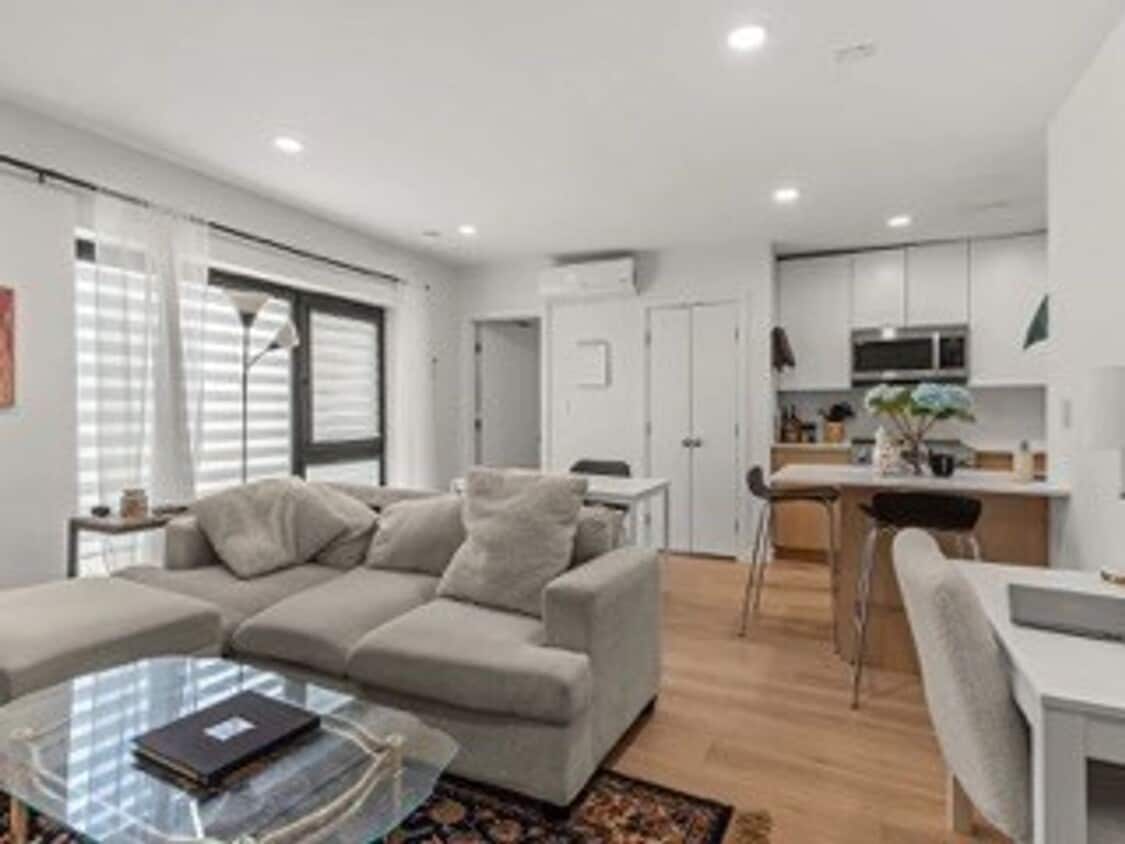 1Br/1Bth apartment available June 1, 2026. Great location. Laundry in unit! - 1Br/1Bth apartment available June 1, 2026. Great location. Laundry in unit!