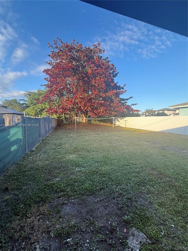 Foto del edificio - 10335 SW 181st St