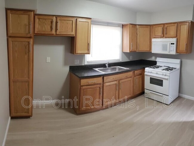 Foto del edificio - 34224 Stellwagen St