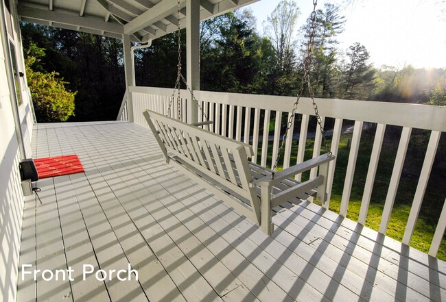 Front porch in the morning - 159 Big Pine Rd