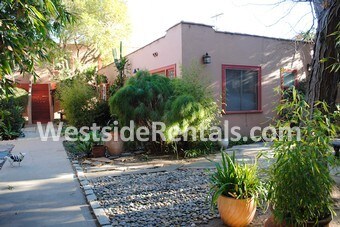 Marco Place Courtyard and Bungalows - 926 Marco Pl