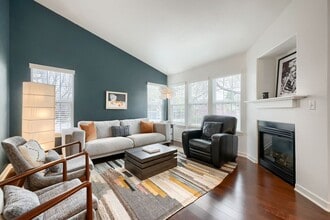 Building Photo - 2480 Concord Cir