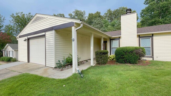 Foto del edificio - 1607 Burnley Dr