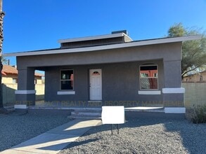 Building Photo - 1330 N Tyndall Ave